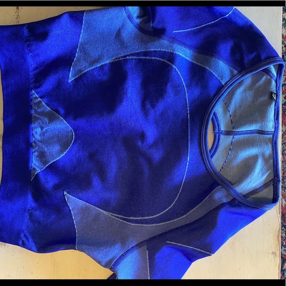 Gymshark Tops - Gymshark Long Sleeve Crop Top